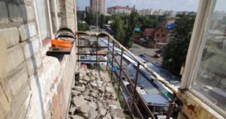 Демонтаж балкона Керчь, цена от 2992 руб.