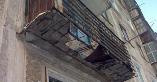 Демонтаж балкона Керчь, цена от 2992 руб.